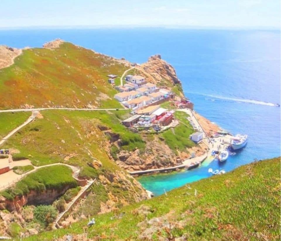 Bairro dos Pescadores ilha velha berlengas